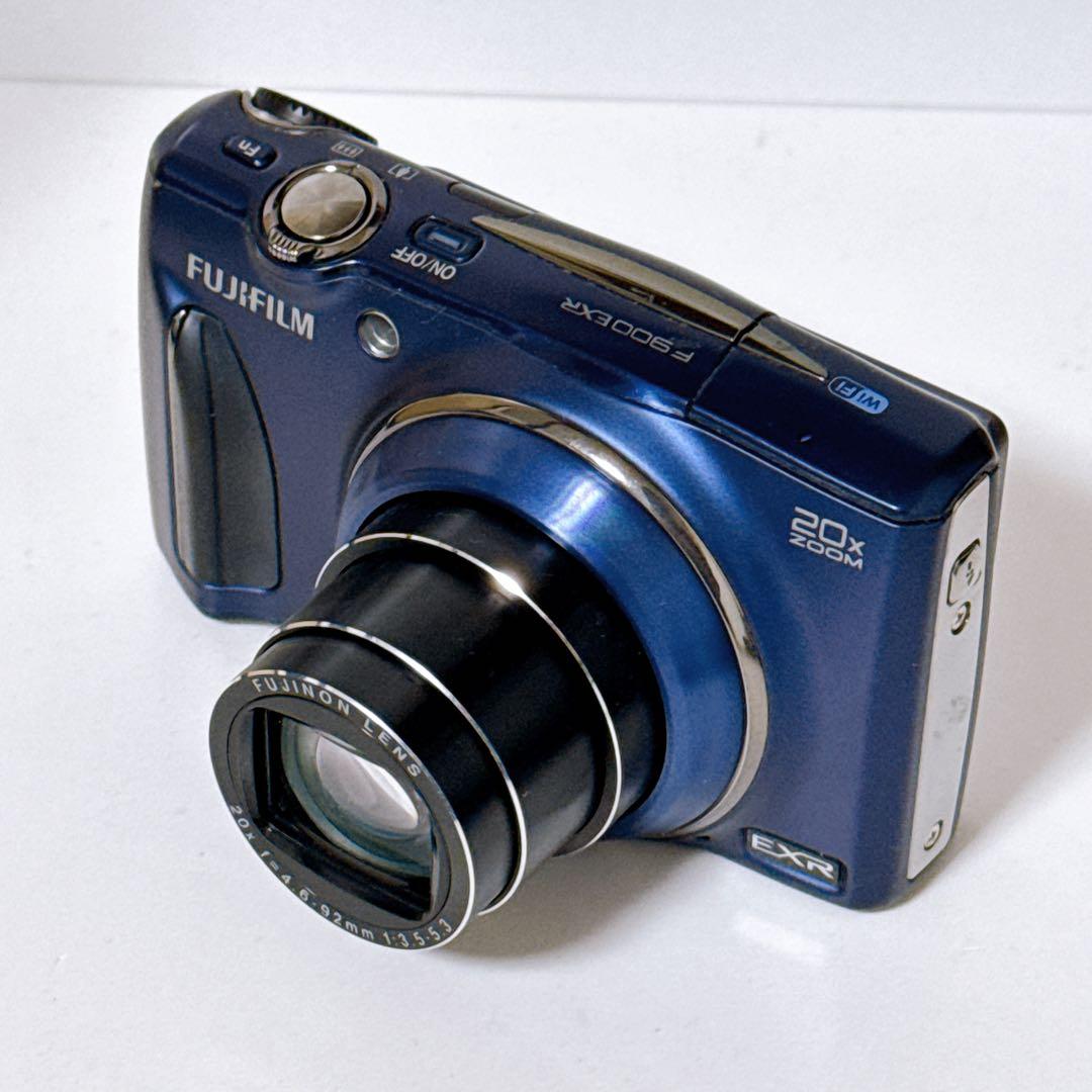 【美品】FUJIFILM デジタルカメラ Finepix F900EXR