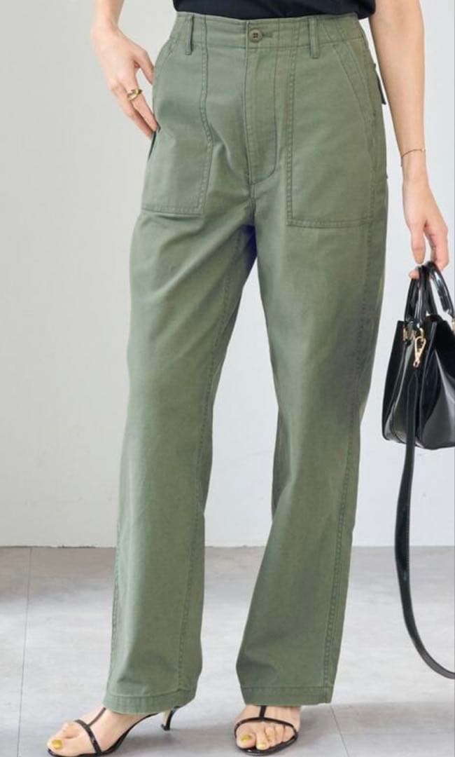 J.B.ATTIRE/ジェービーアタイア　カーキ　カーゴパンツ　サイズ38