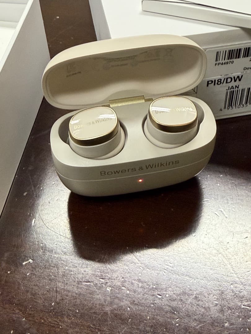 イヤホン Bowers & Wilkins B&W Pi8