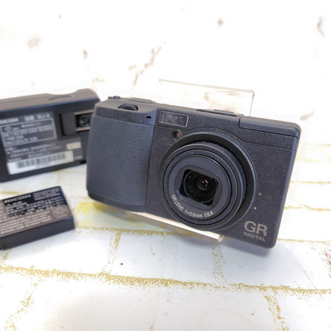 RICOH GR DIGITAL 初代 充電器付 ジャンク 通電OK 電源落ち