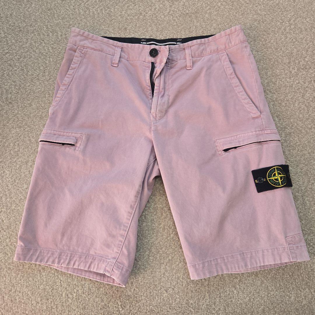 未使用品【STONE /ストーンアイランド 】ショートパンツ