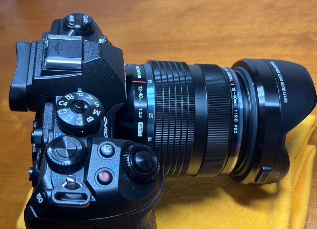 デジタルカメラ OLYMPUS E-M1 Mark III 12-40mm F2.8 PRO