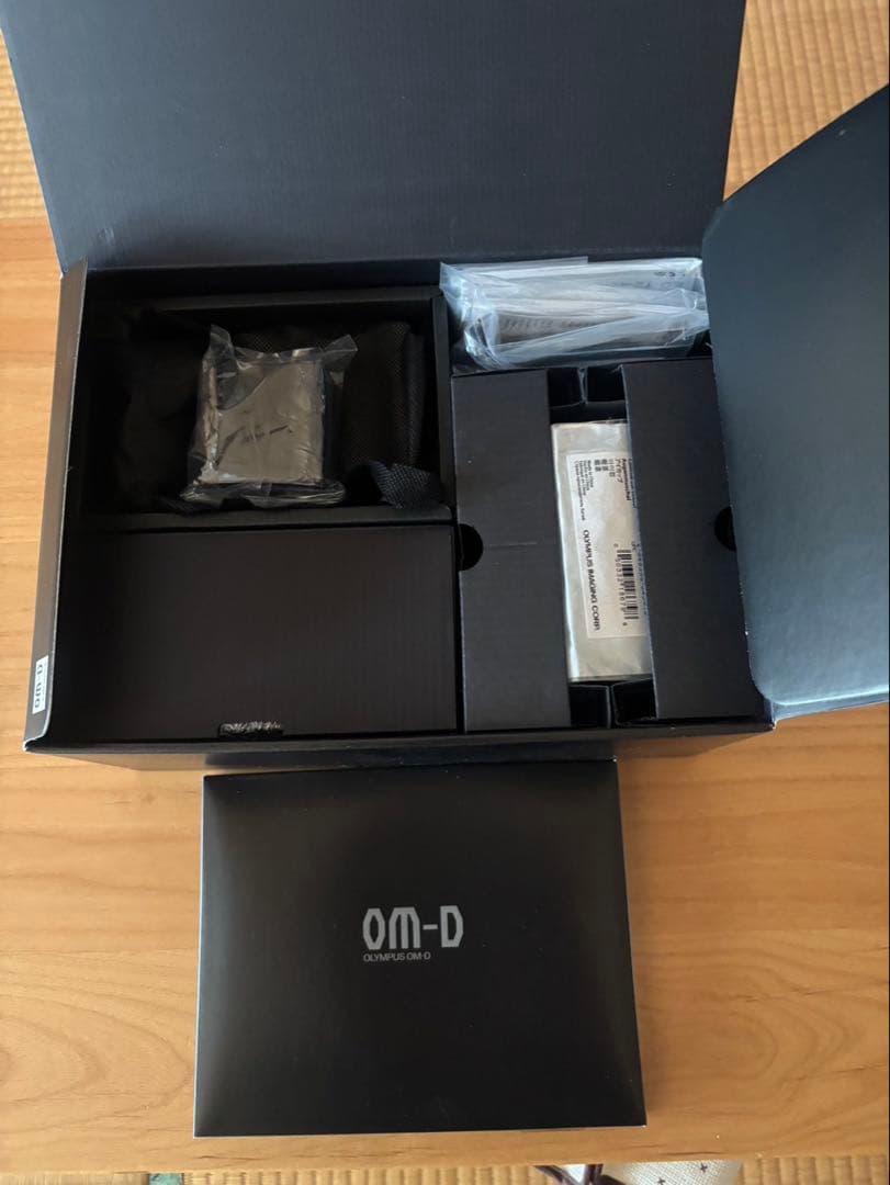 デジタルカメラ OLYMPUS E-M1 Mark III 12-40mm F2.8 PRO