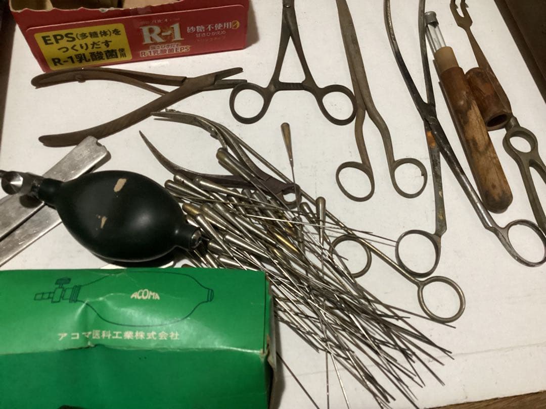 アンティーク医療器具大量　外科手術　注射器　ハサミ　木箱入り