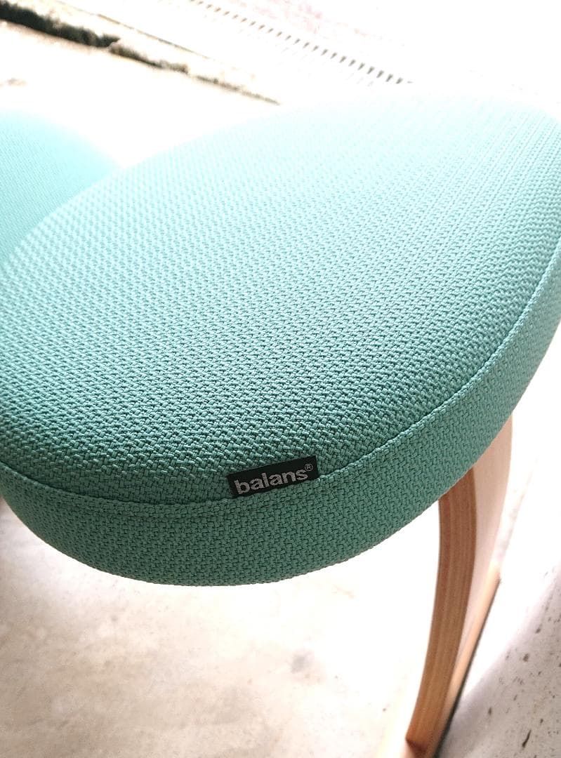 【美品】サカモトハウス バランスチェアイージー　ライトグリーン現行品