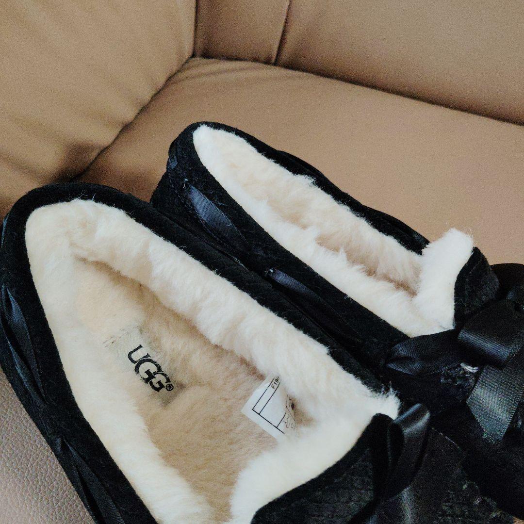 UGG W DAKOTA EXOTIC SCALES ブラック 6.5