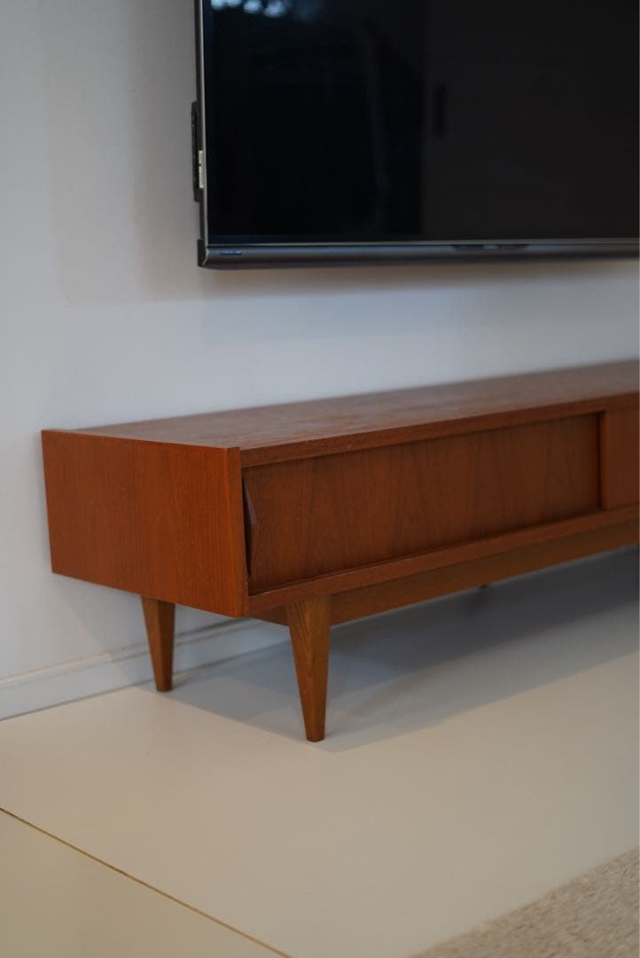 ブラウン木製テレビ台 引き出し付き