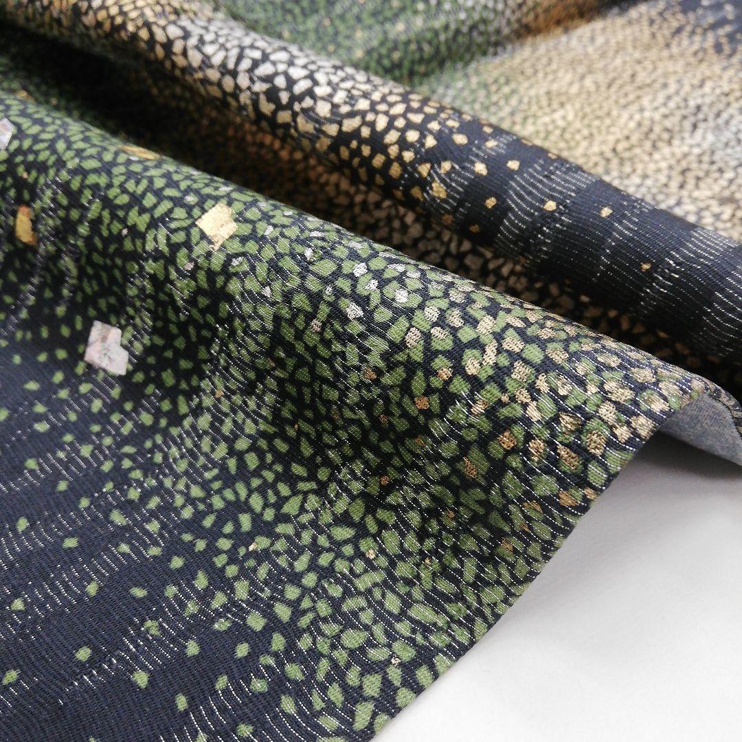 しゃれ訪問着(袷)　(銀通し銀河紋様　オーロラ風　墨黒色系　落款　小サイズ)