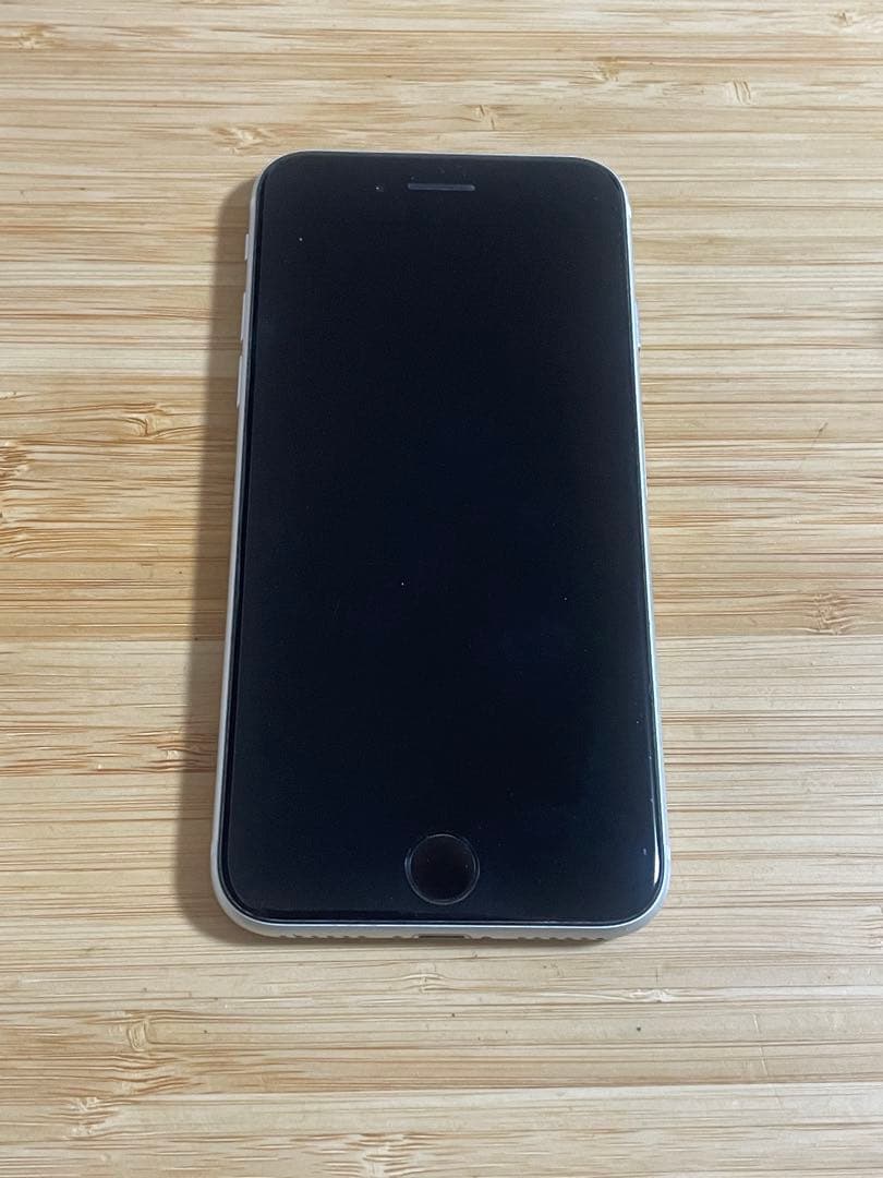 ジャンク品　白　iPhone SE 第1