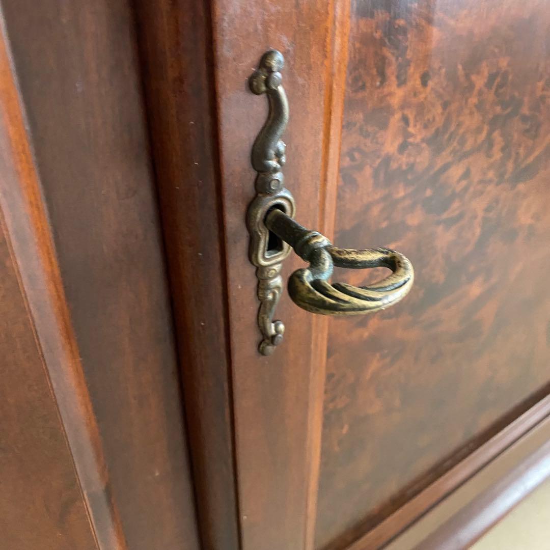 イタリア製　アンティーク　サイドボード　ヨーロピアン　キャビネット　モダン　象嵌