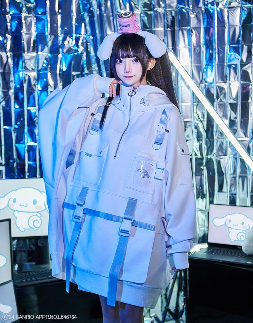 ililil シナモンコラボ 推し活パーカー