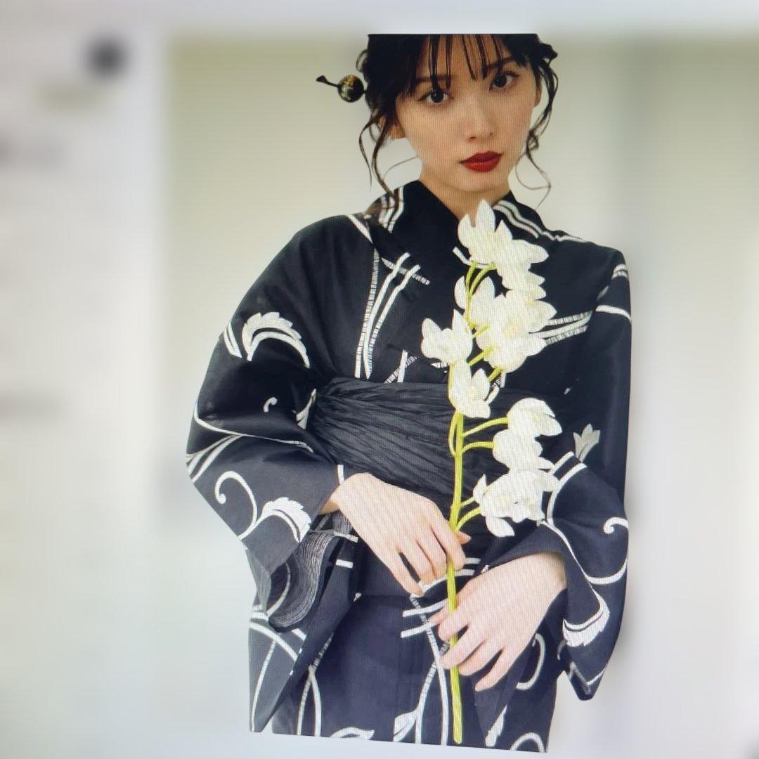 2025年6月新作　最終お値下げ　新品Dita 浴衣5点セット 黒白花柄