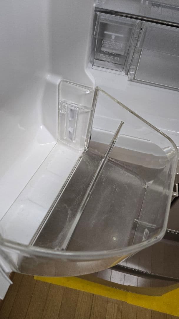 フレンチドアを採用した日立の大型冷蔵庫