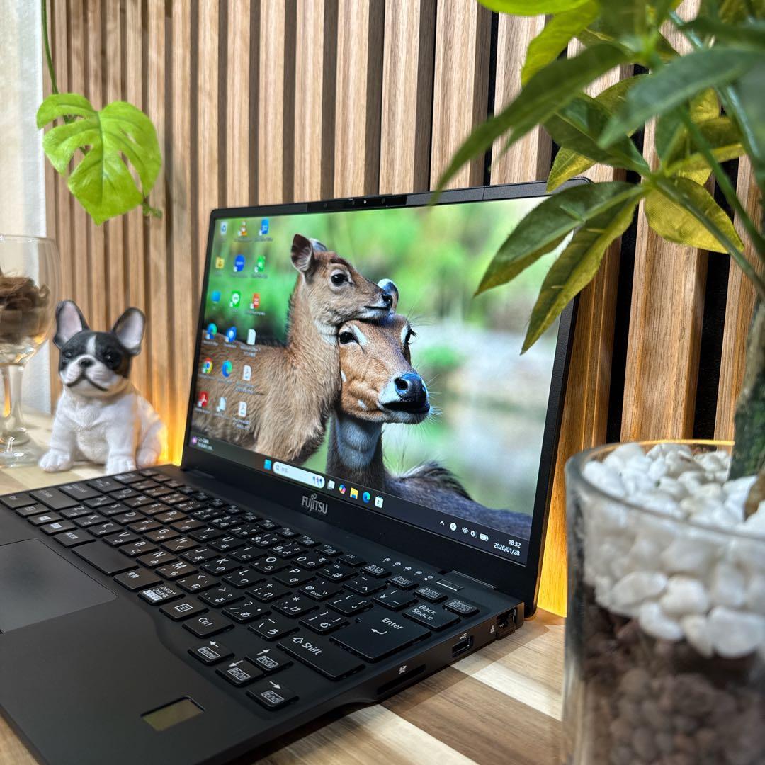 超軽量‼️LIFEBOOK U9311/F☘️第11世代☘フルHD☘ノートパソコン