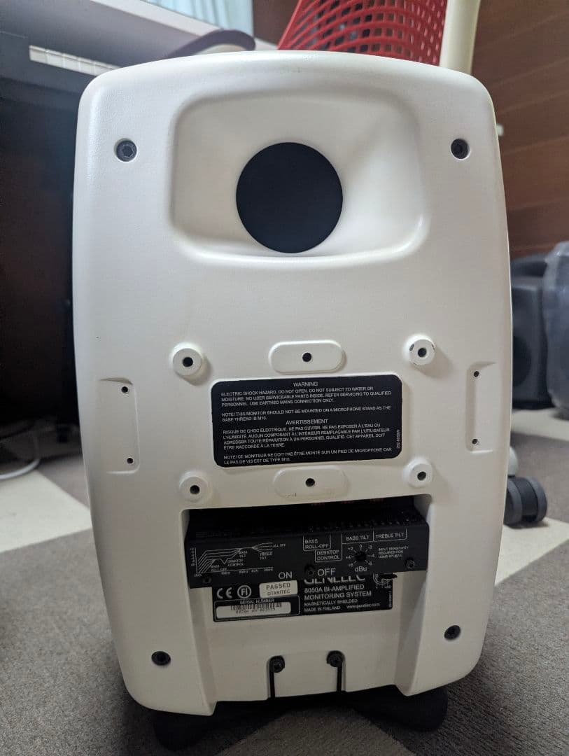 お買い得 GENELEC 8050A ペア モニタースピーカー