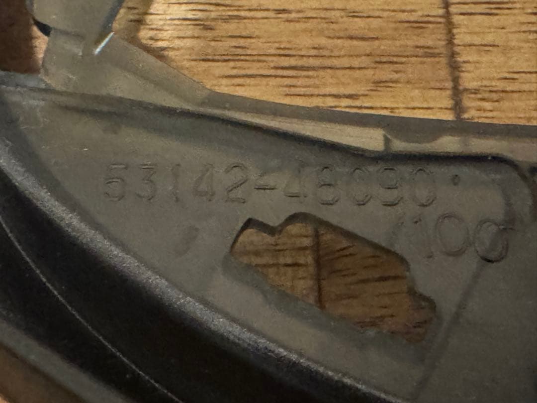 限定値引き‼︎新車外し‼︎80ハリアー　純正　フロント　アッパー　グリル