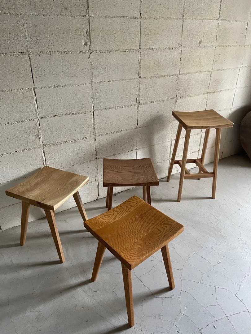 リフレッシュタイプチェア　ロータイプ　オーク無垢材　ウチダ　ナチュラル色