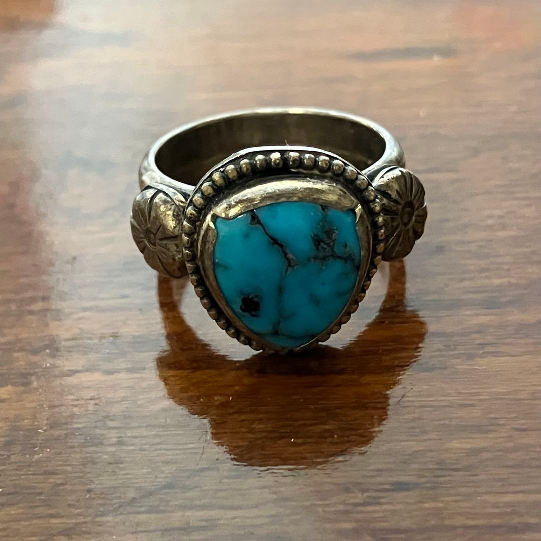 ターコイズ　指輪　シルバー　リング　インディアンジュエリー好きな方