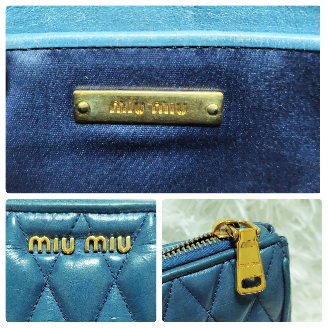 美品✨ミュウミュウ♡クラッチバッグ　キルティング　ハンドストラップ　ゴールド金具