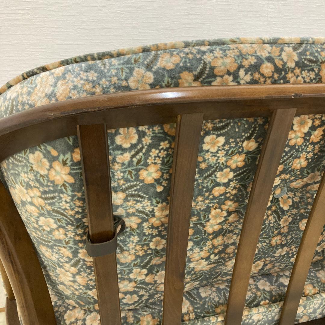 【カリモク】コロニアル　２人掛けソファ　ラブソファ