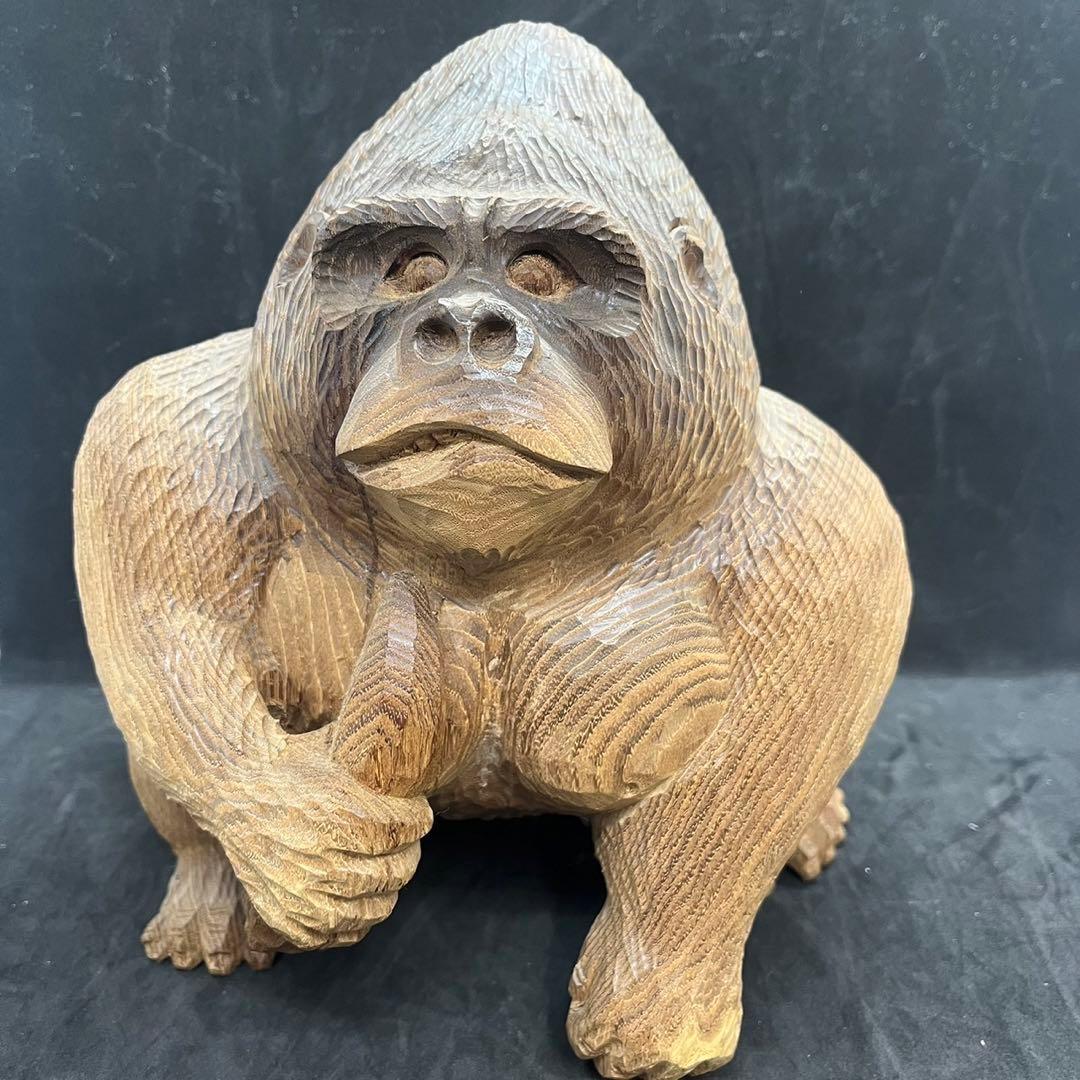【匿名発送】木工品　彫刻　木彫　置物　ゴリラ　一点物　アンティーク　木彫り