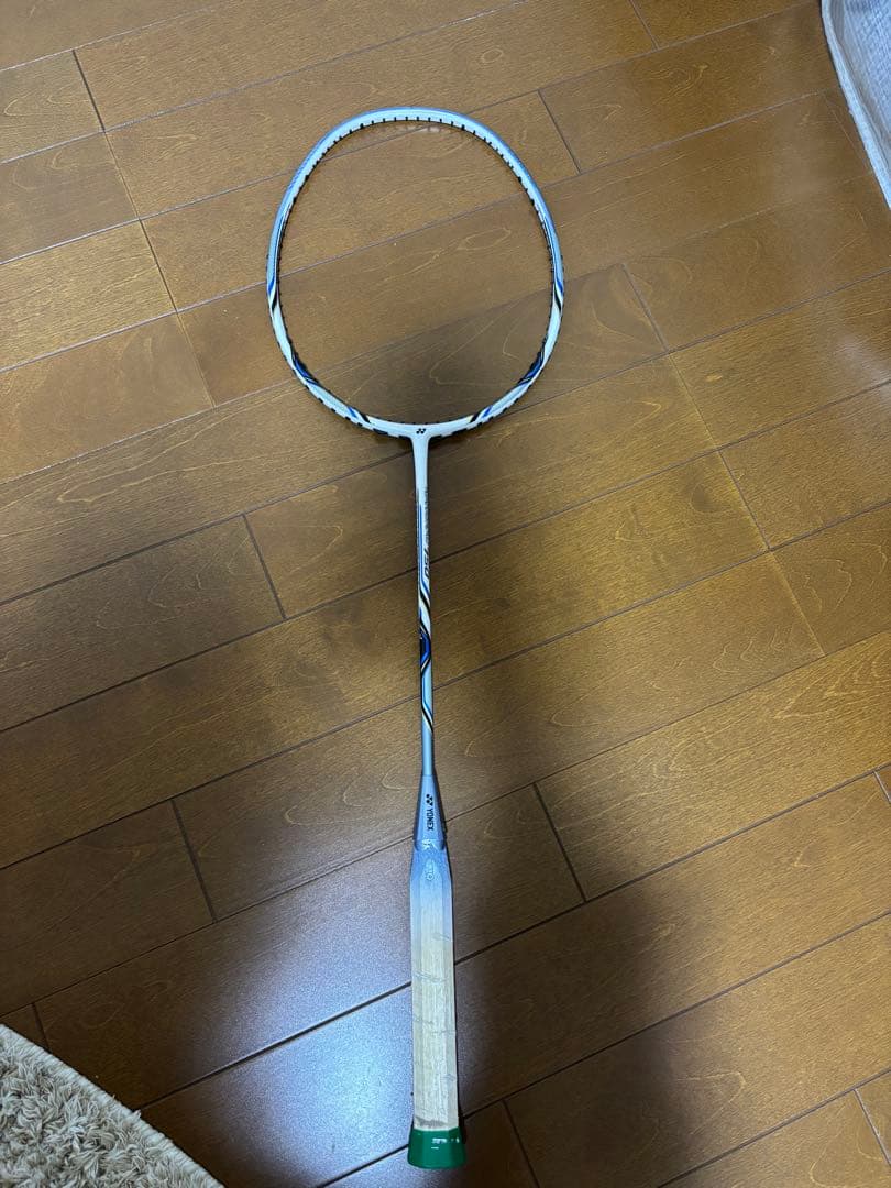 ヨネックス　ナノレイ750 バドミントンラケット
