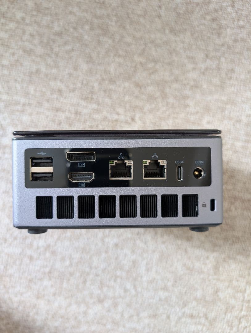 ミニPC GMKtec Nucbox M7