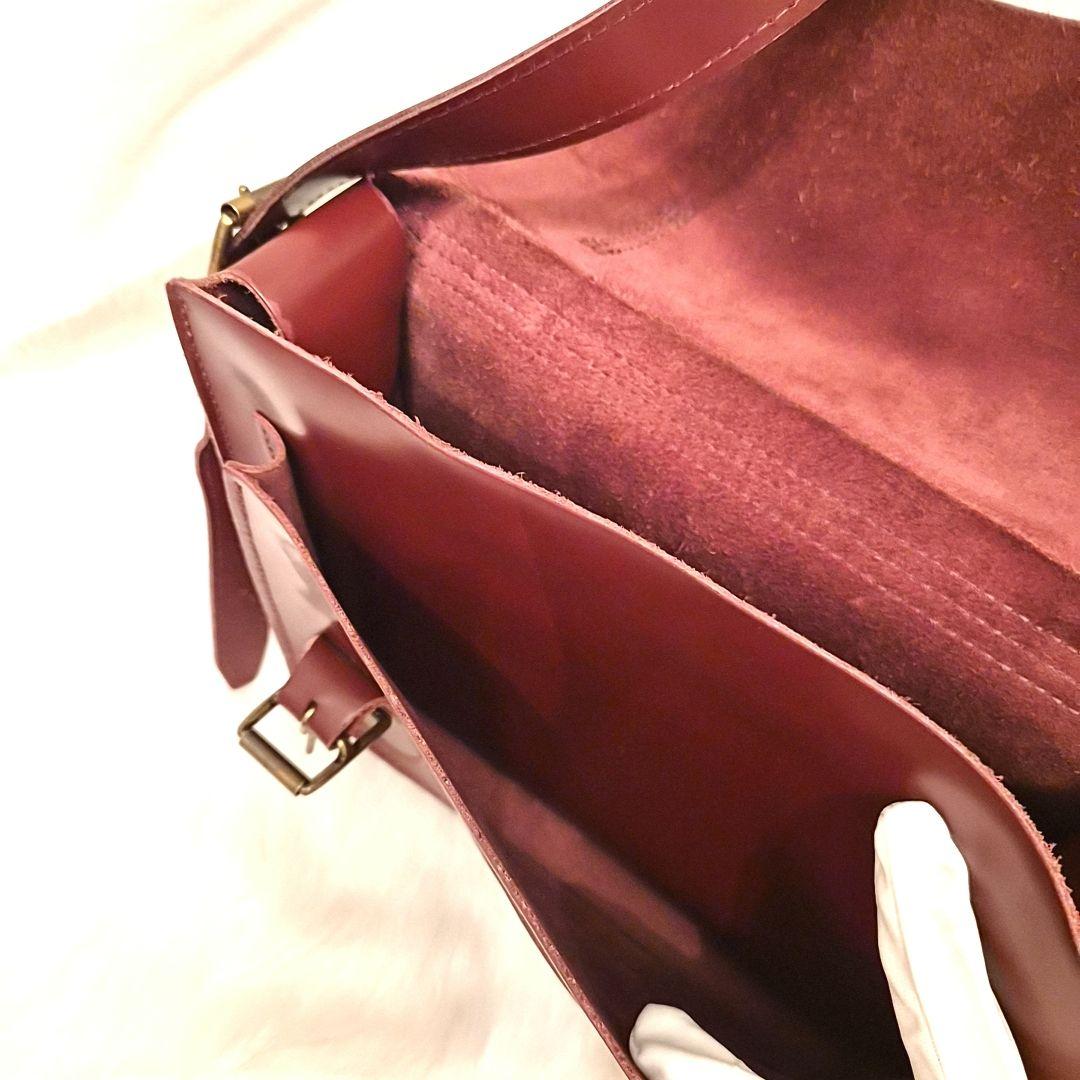 【Dr.Martens】レザーサッチェルバッグ/13インチ/チェリーレッド