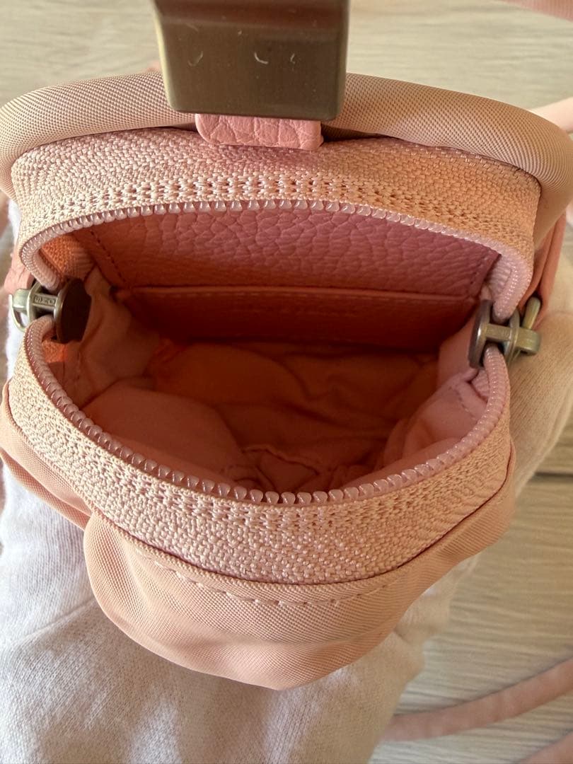 objcts.ioストラップ + iPhone 17 Proケースセット