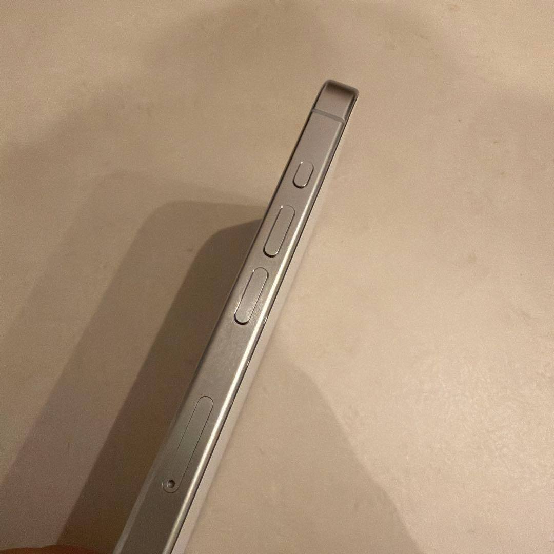 Apple iPhone 15Pro 256GBホワイト本体