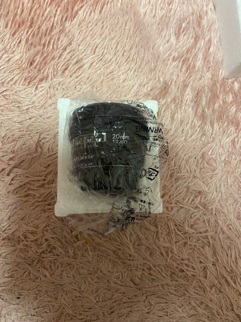 Nikkor 20mm f/2.8D AFレンズ　新品未使用品