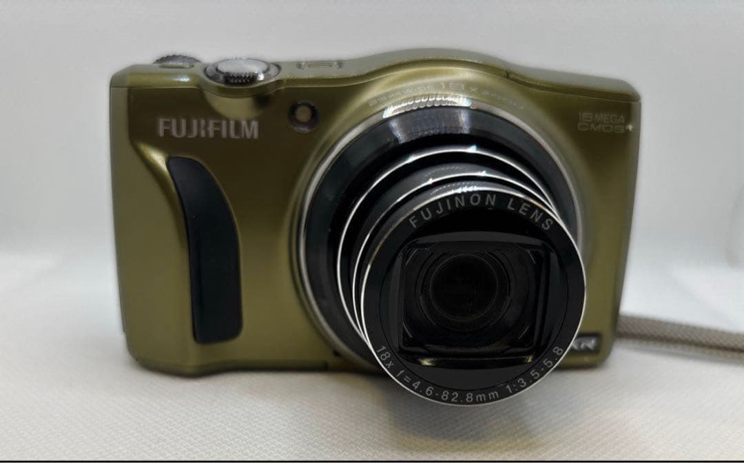 FUJIFILM FinePix F820EXR 光学18倍ズーム 16MP