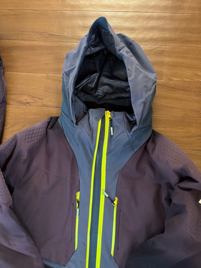 デサント DESCENTE スキーウェア 上下セット 中古　サイズXO/O