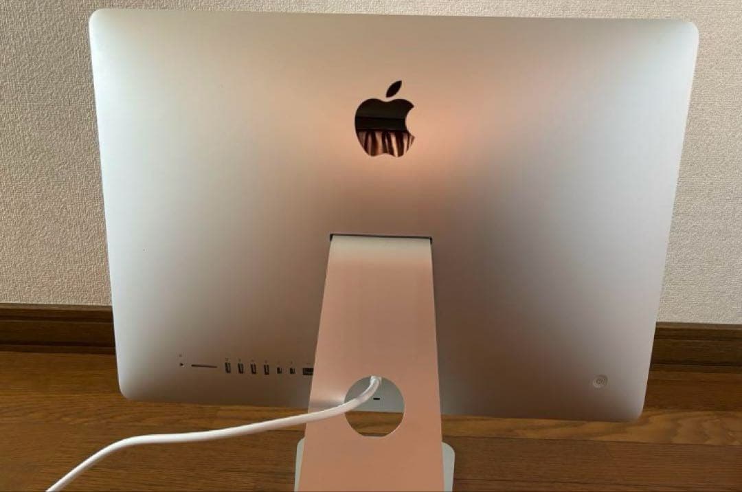 iMac 21.5インチ　Late2013