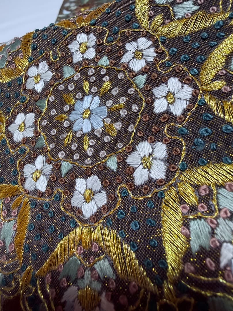 高級 袋帯 正絹 六通柄 汕頭刺繍 蘇州刺繍 相良刺繍 金通し ブラウン