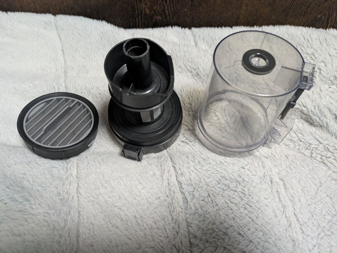 2024年式　パナソニック 充電式掃除機 コードレスクリーナー MC-SB33J