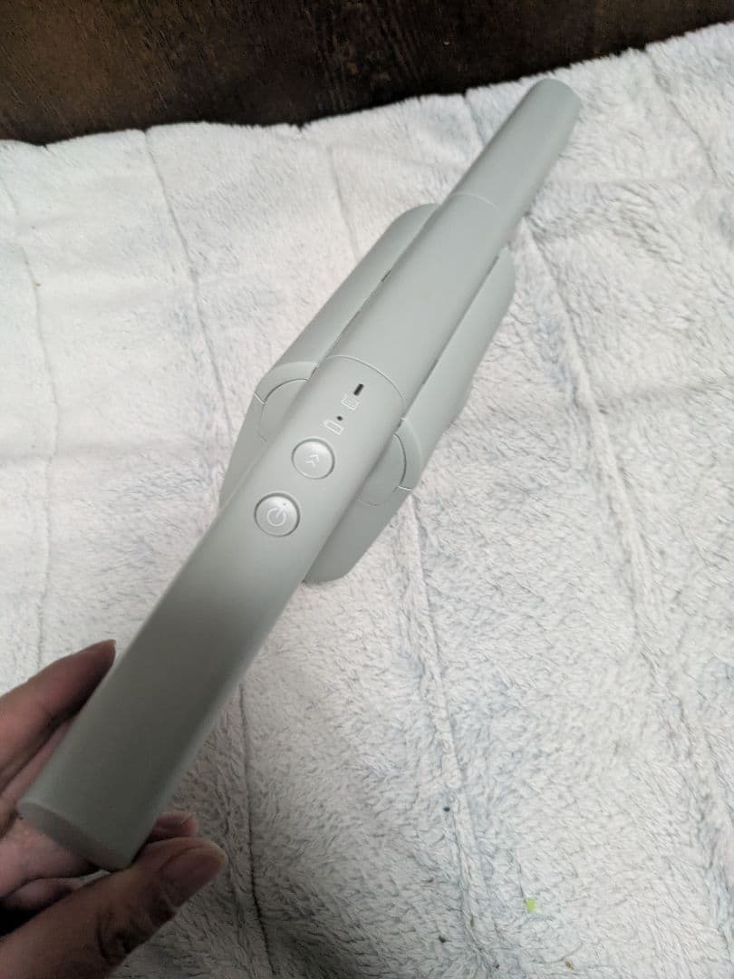 2024年式　パナソニック 充電式掃除機 コードレスクリーナー MC-SB33J