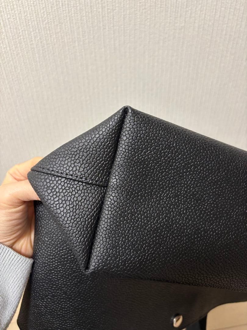 エルベシャプリエ　824GG ノワール✖️ノワール