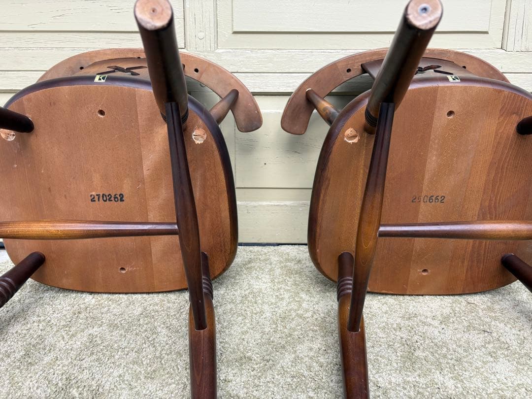 ①飛騨産業 キツツキ ダイニングチェア 2脚セット アームチェア