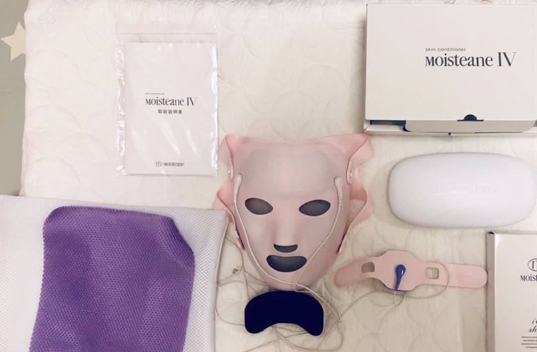 モイスティーヌ IV 美顔器&マスク