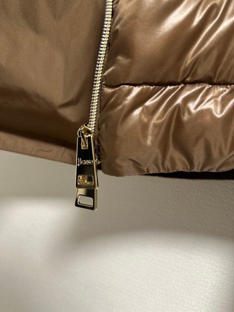 【美品】HERNO ブラウン ナイロン ジャケット サイズ42