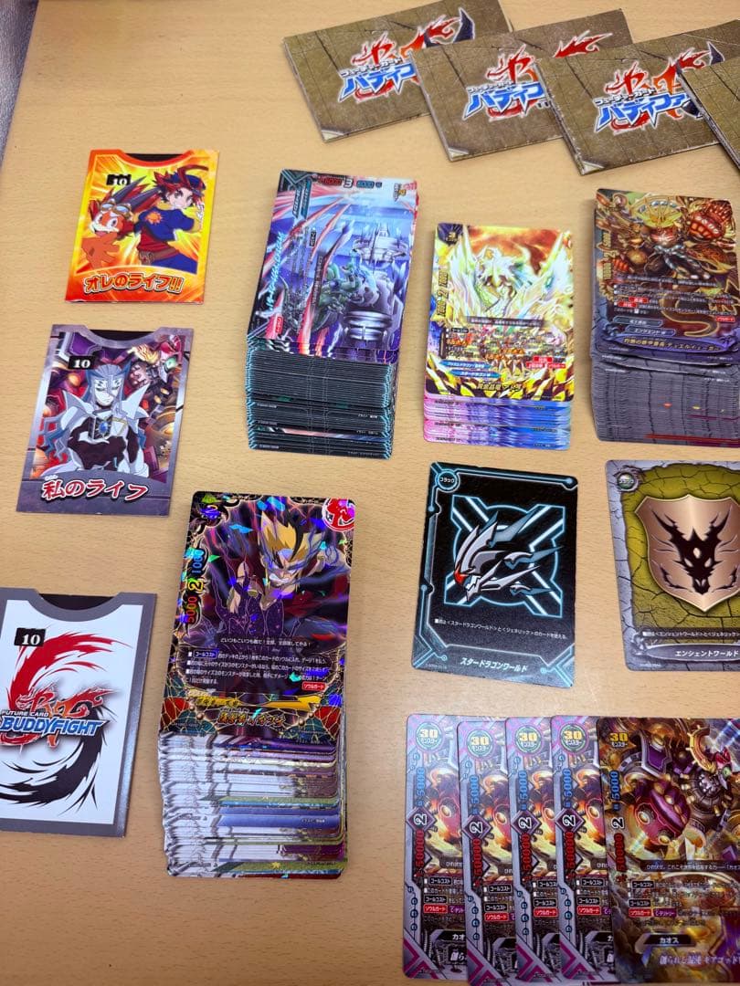 【 大量まとめ売り 】バディファイトデッキ複数構築可能 シークレット入 引退品