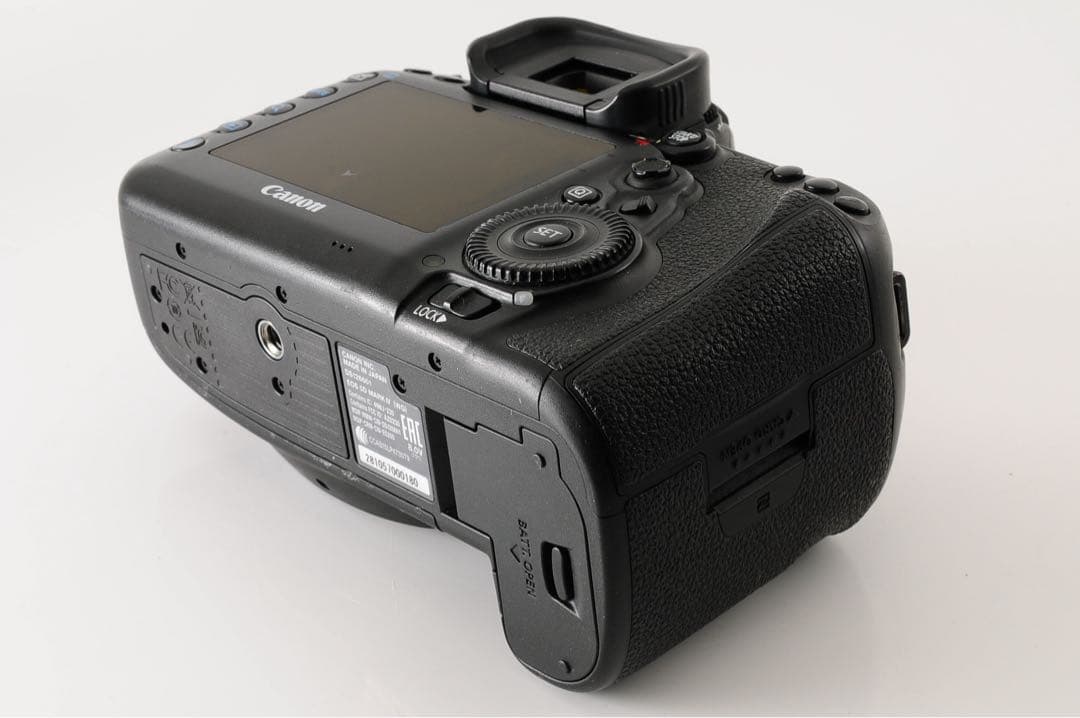 ◆シャッター回数:16,800回◆ Canon EOS 5D Mark IV