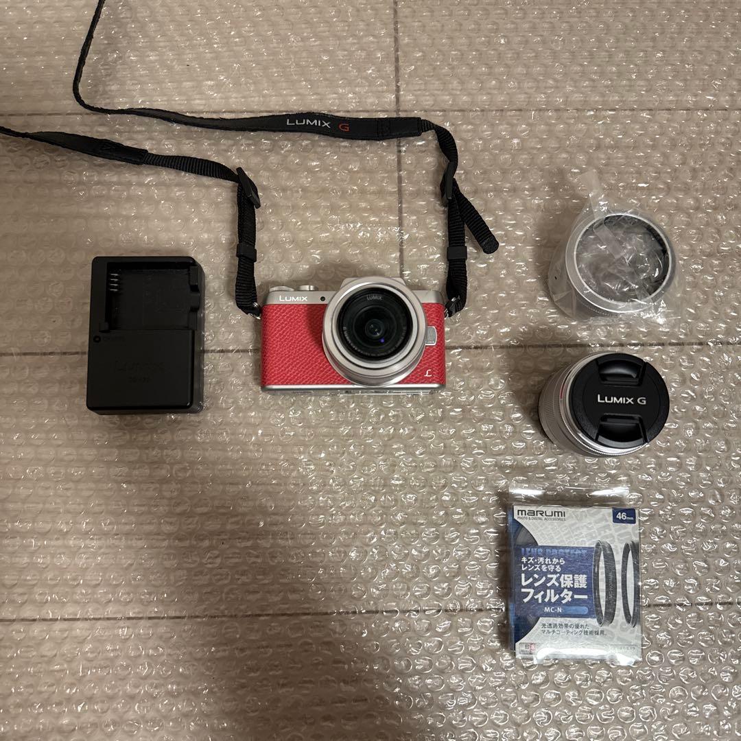 ミラーレス一眼　Panasonic DMC-GF7