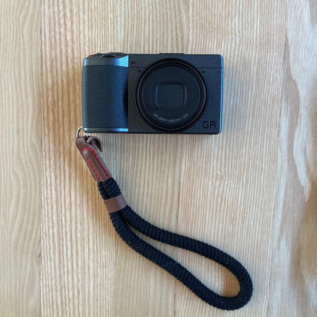 防湿庫保管美品RICOHGRⅢxurbanEditionコンパクトデジタルカメラ