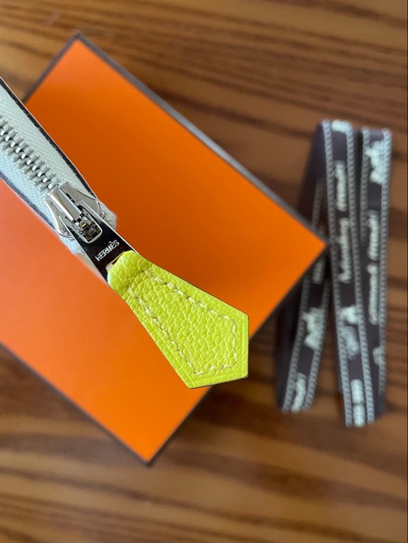 新品未使用 エルメス パドックケース