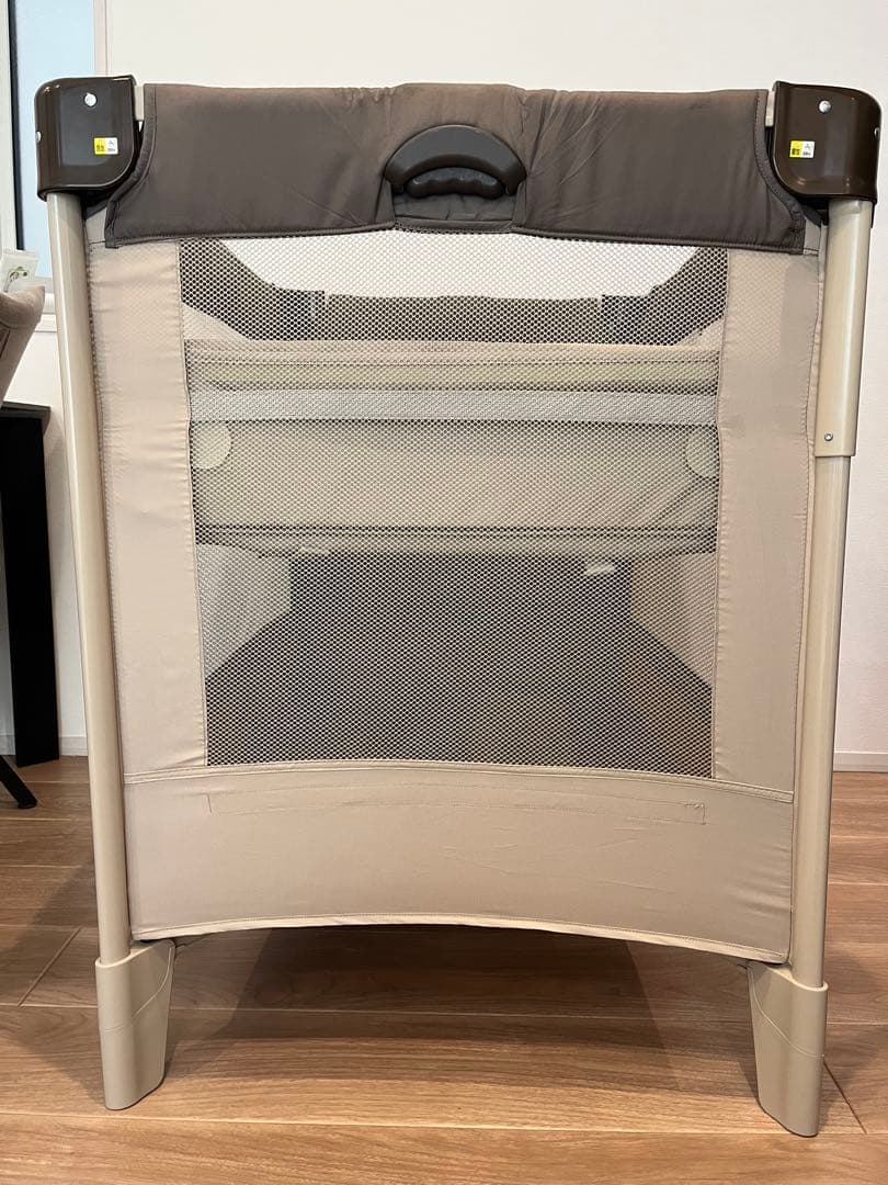 ココネルエアー　折りたたみ式ベビーベッド