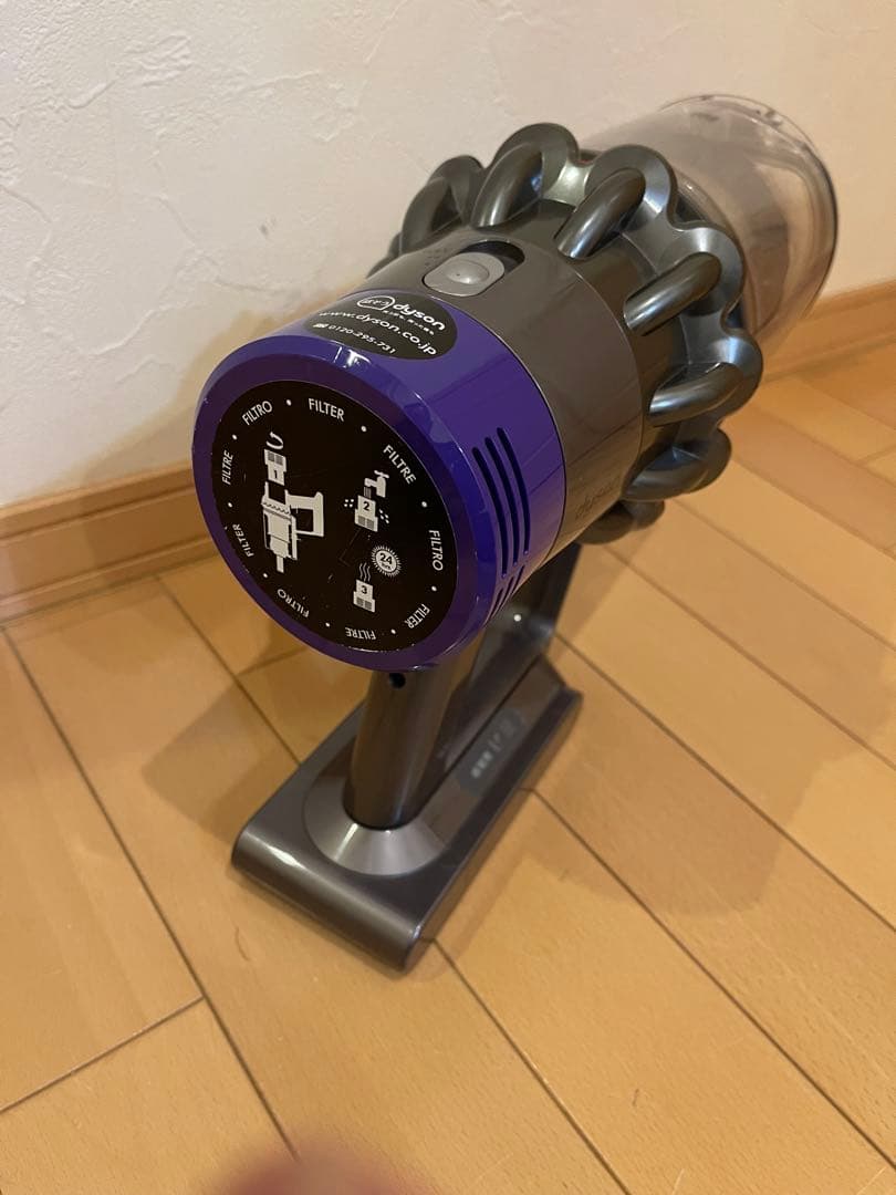 Dyson V10 SV12スティッククリーナー 本体　フルセット　美品