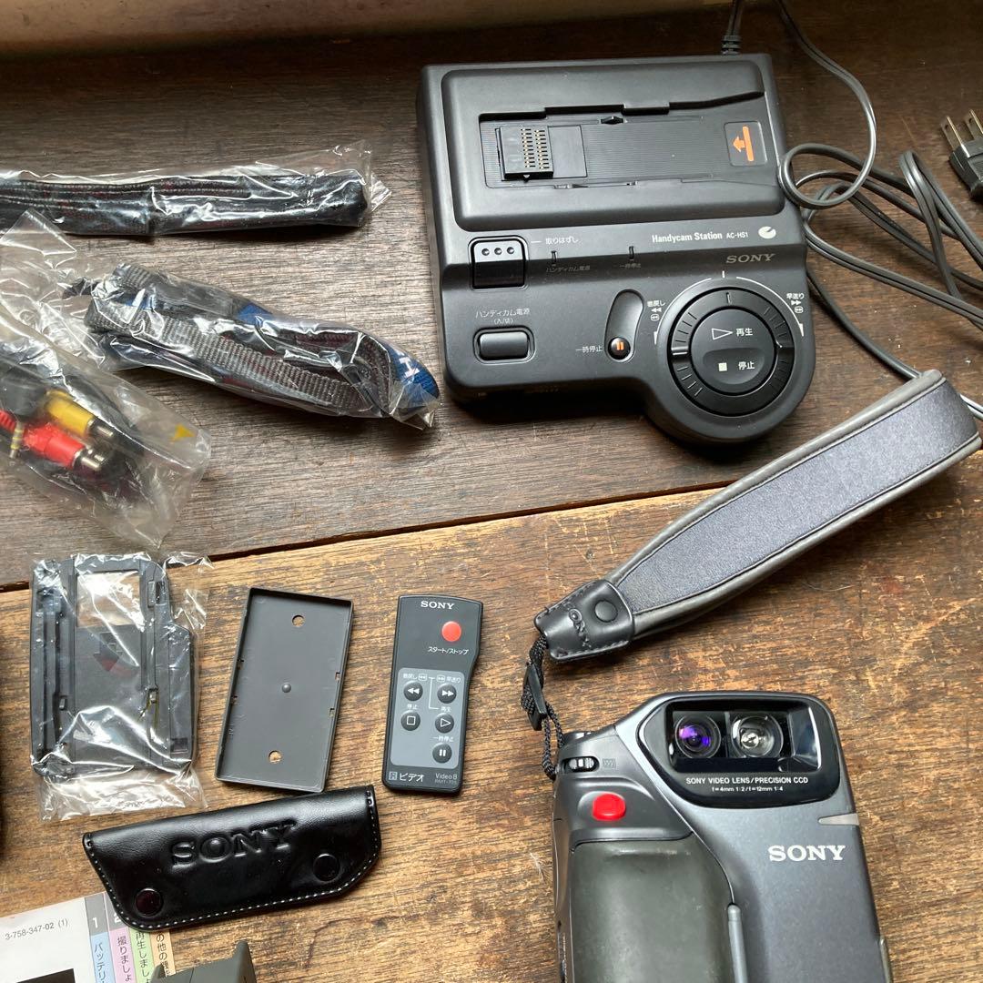 ゆ*う様 ※再生難あり Sony CCD-SC7 8mmビデオカメラ 付属品セッ