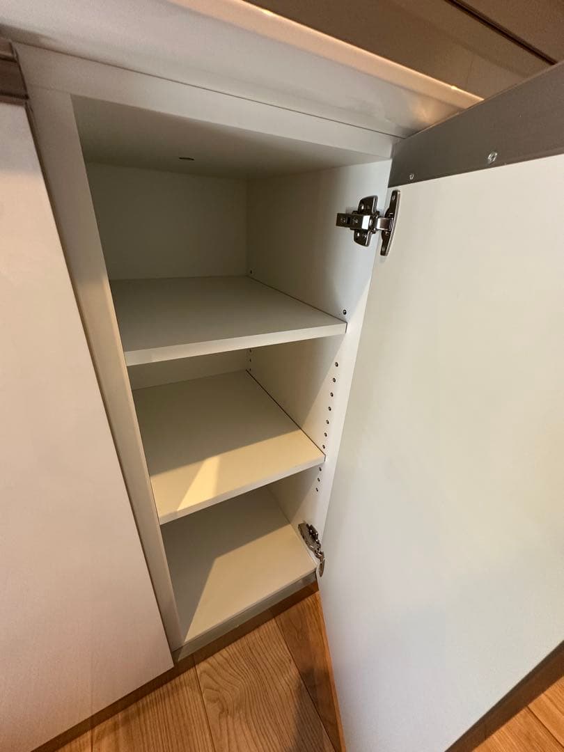 綾乃製作所　AXベイシス　パールホワイトキッチンカウンター　8月2日20時まで